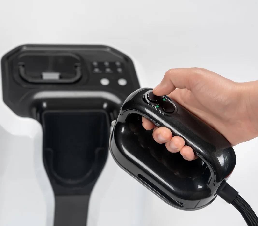 2200w Burst Steam 5 Steam Settings Double Pole Garment Steamer With Ironing Board Vertical And Press Ironing Steam Iron