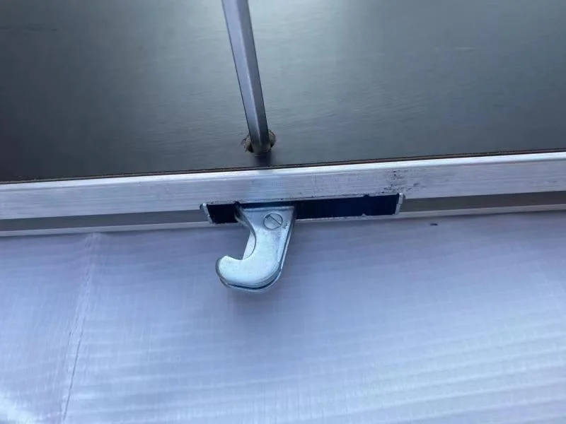 New design easy lay white black Wooden portable dance floor with camlock