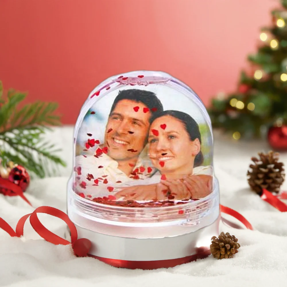 Custom-Made Christmas Snowball Water Globe Empty Resin Souvenir Gift Photo Frame with Acrylic and Plastic Material