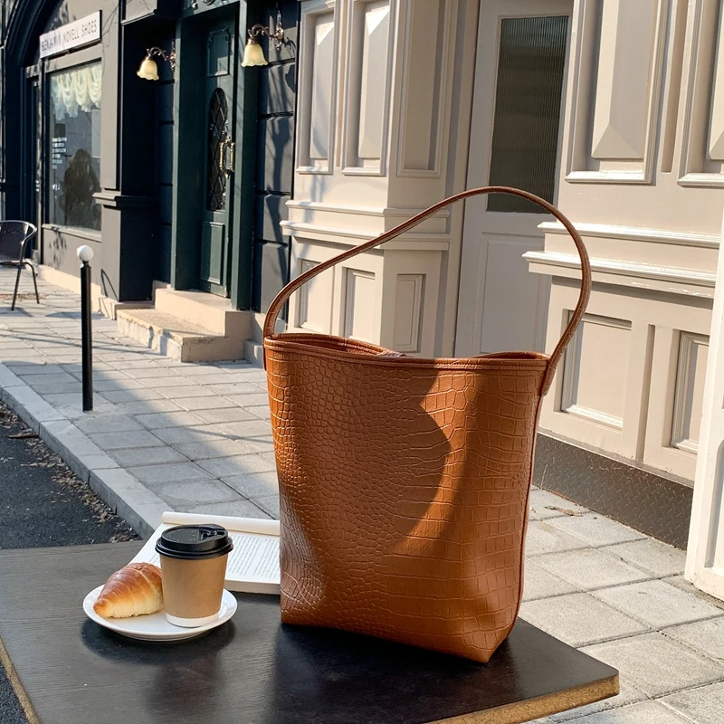 SESHINE hot style 2022 new trendy super large capacity crocodile Alligator pattern 2 piece in one shoulder underarm tote bag