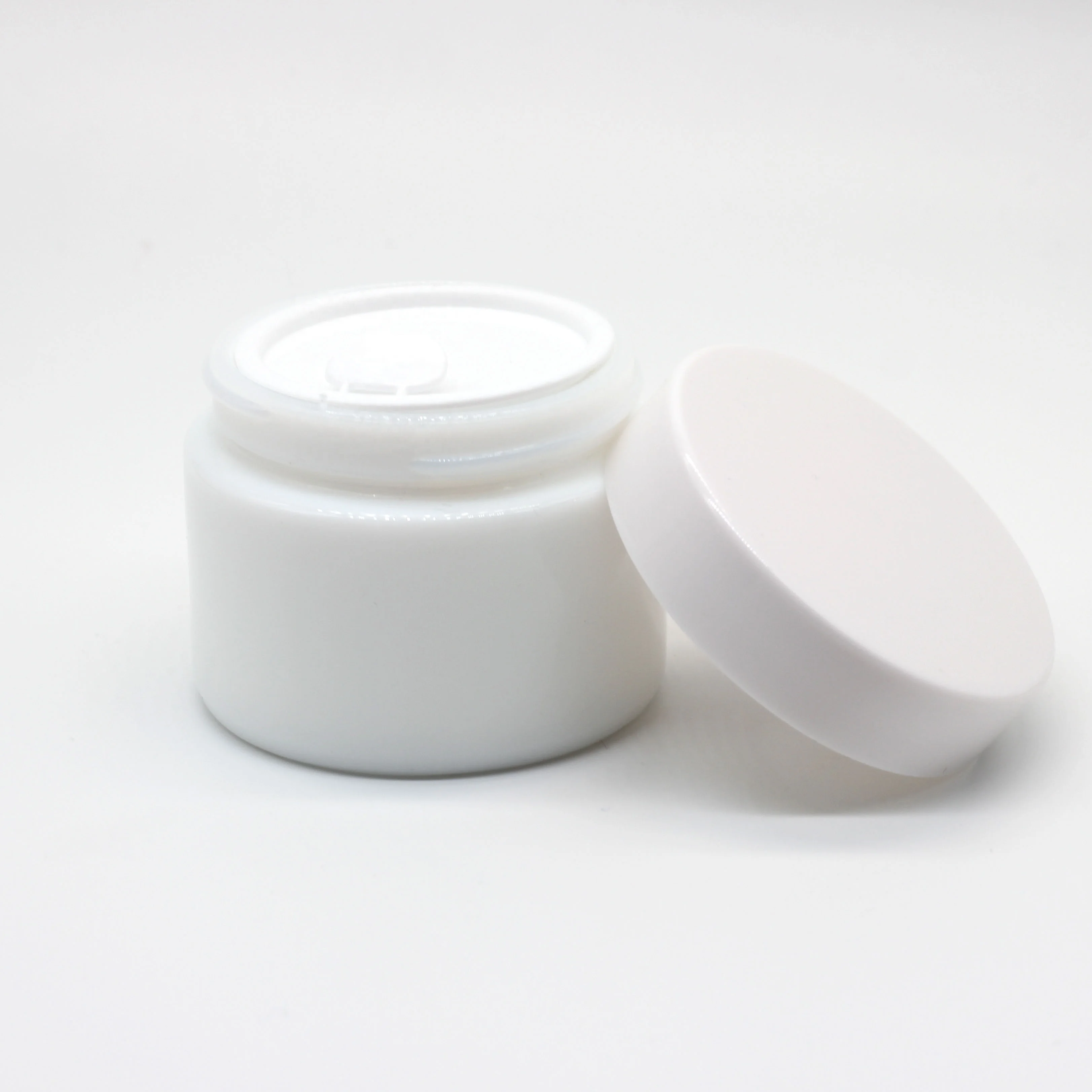 
wholesale China factory 50g opal glass jar for skincare packaging 