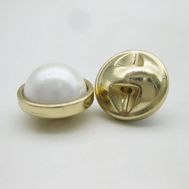 
custom fancy high quality garment shank pearl buttons for clothes 