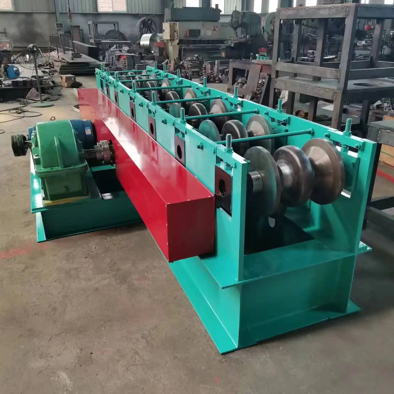 W Beam Highway Guardrail Roll Forming Machine Guardrail Repair Related Machine Crash Barrier Making Machine