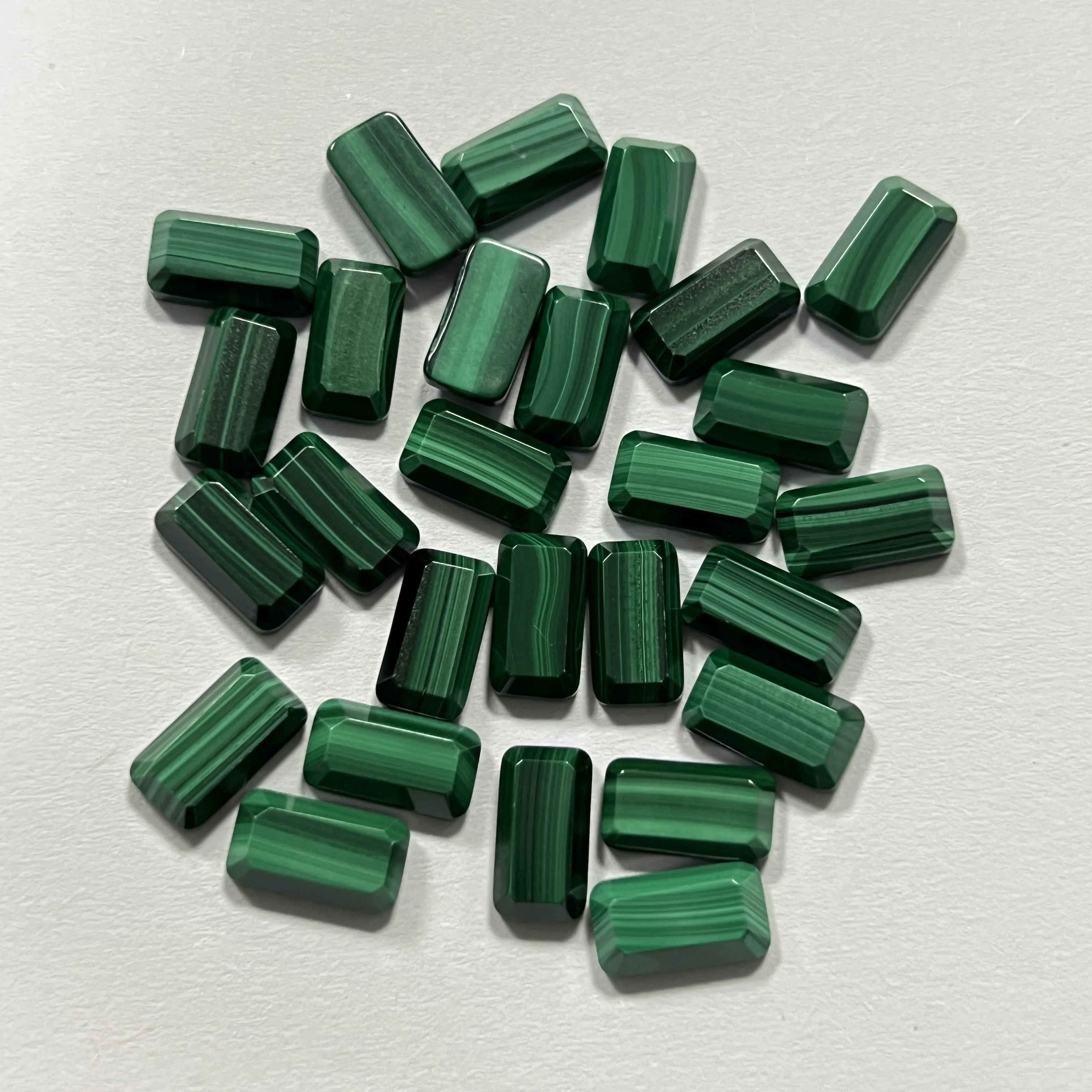 New Shape Malachite Slab Natural Green Malachite 6x11mm Cuboid Irregularity Shape Malachite Stone