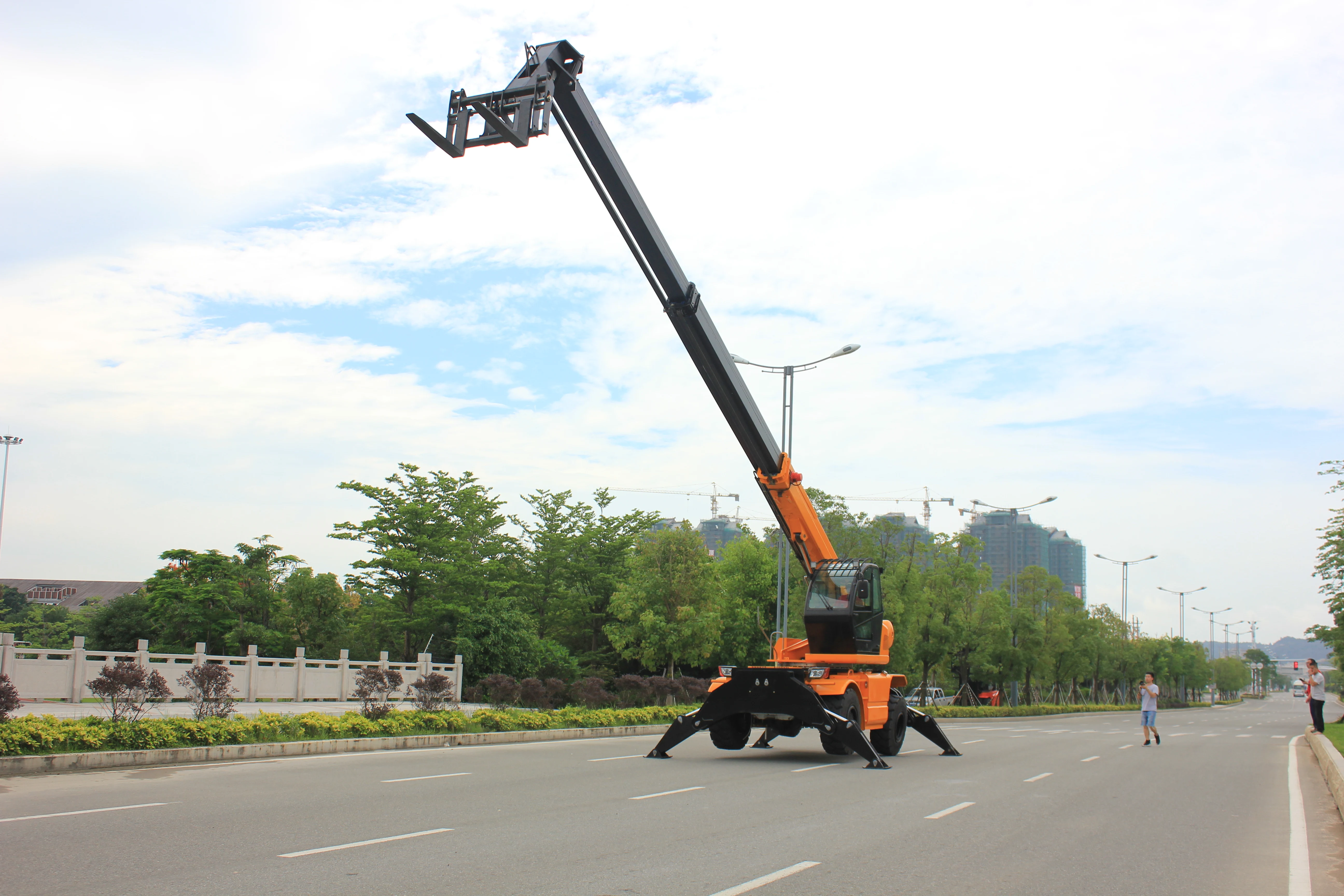 4 ton rotary telescopic handler, 15m telehandler