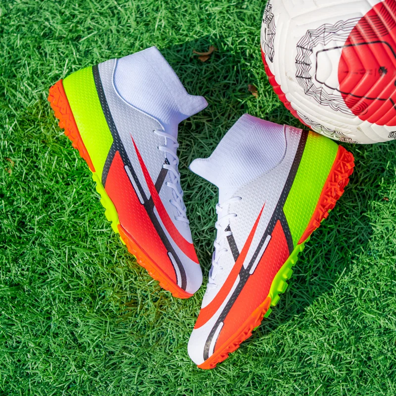 New Men Football Boots Good Quality Soccer Shoes Outdoor Training Cleats Professional Unisex Soccer Boots