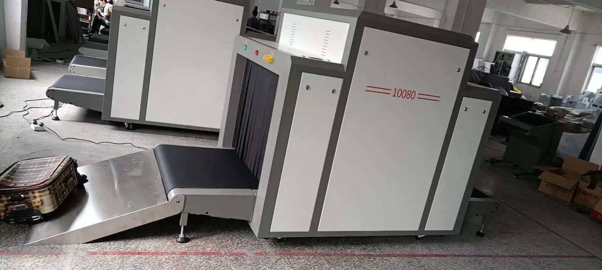 Factory Price 10080 High Sensitivity X-ray Baggage Scanner Machine for Airport Checking