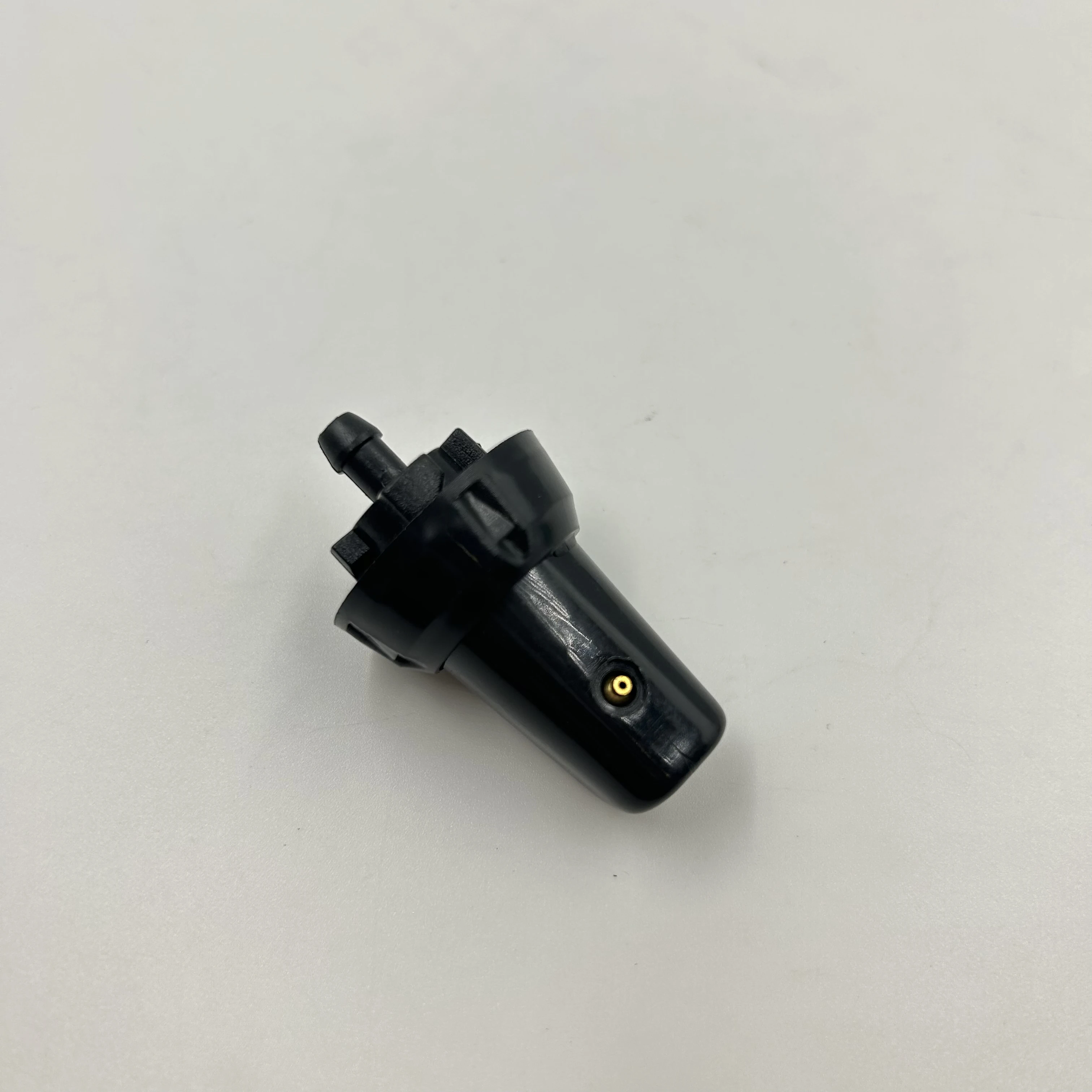 High Quantity Car Universal Windshield Washer Front Windshield Washer Nozzles Wiper Nozzle