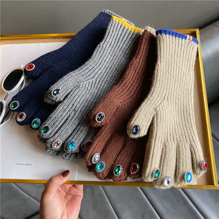 Qushine Rhinestone knitted gloves mittens female winter lovely personality warm woolen gloves girl