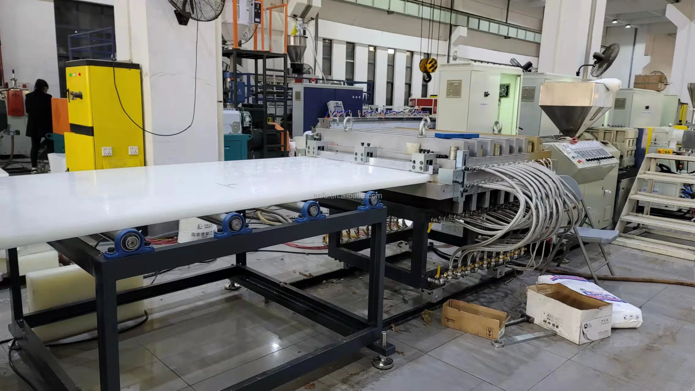 POM thick board machine