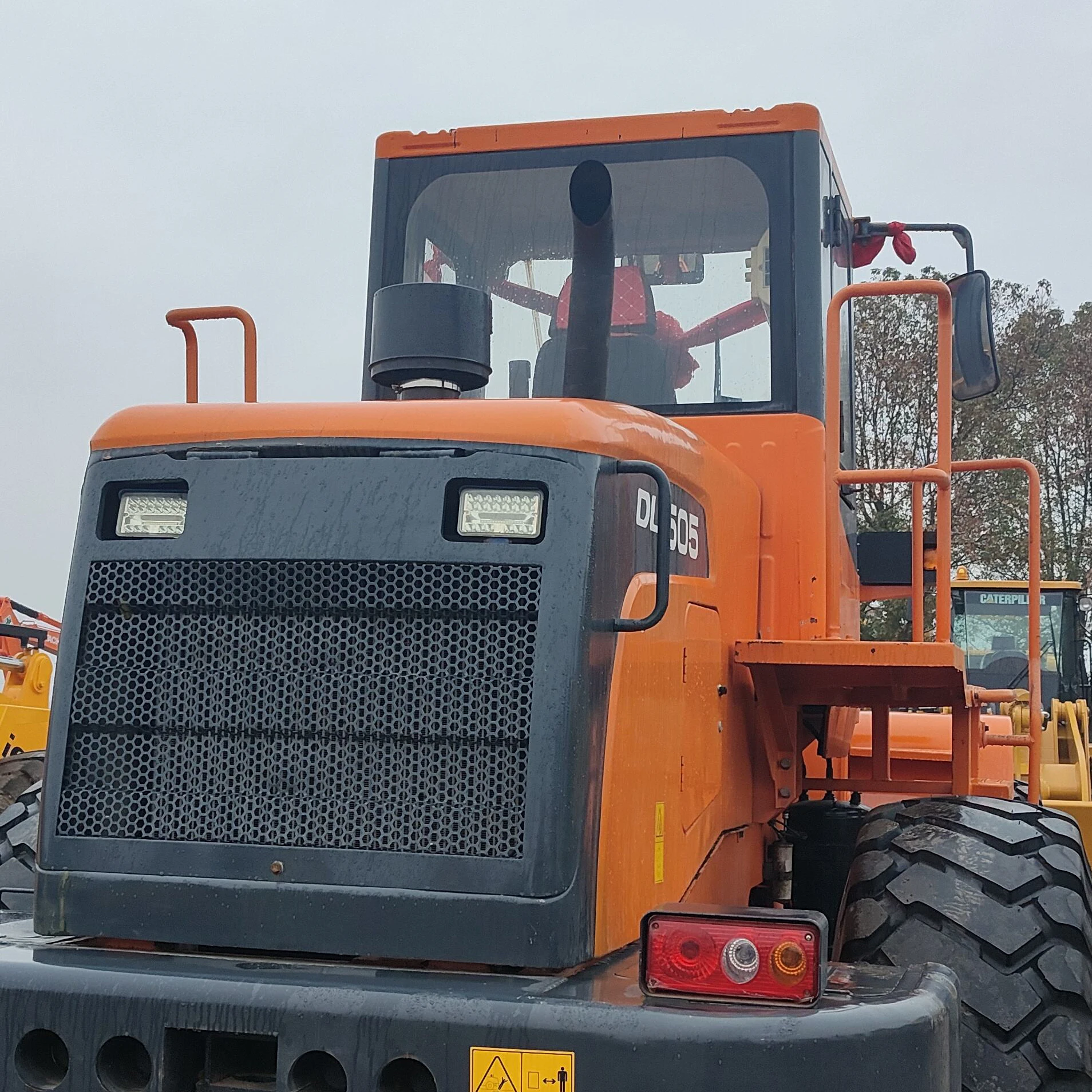 Южная Корея Doosan строительная техника Стабильная производительность б/у 505L колесный погрузчик в продаже