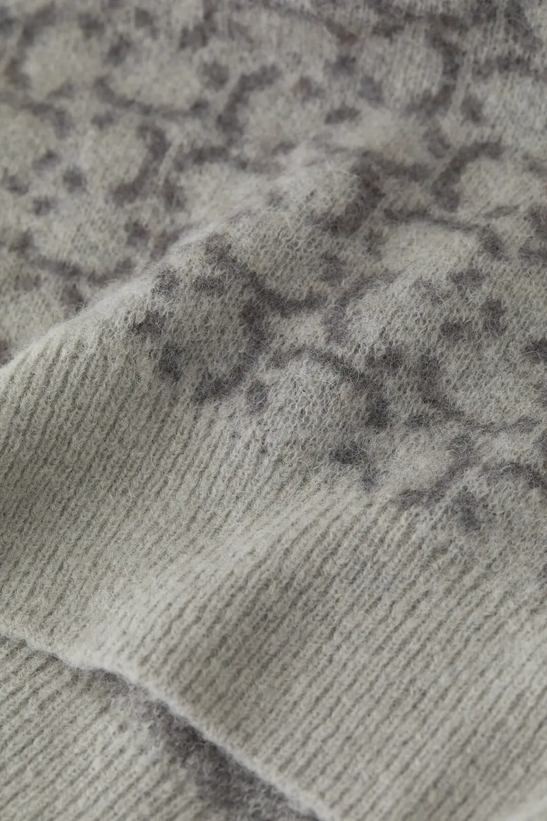 Custom FNJIA Fashion Knitting Pullover Jumpers OEM Men Sleeveless Jacquard Knitted Custom Sweater Knit Vest