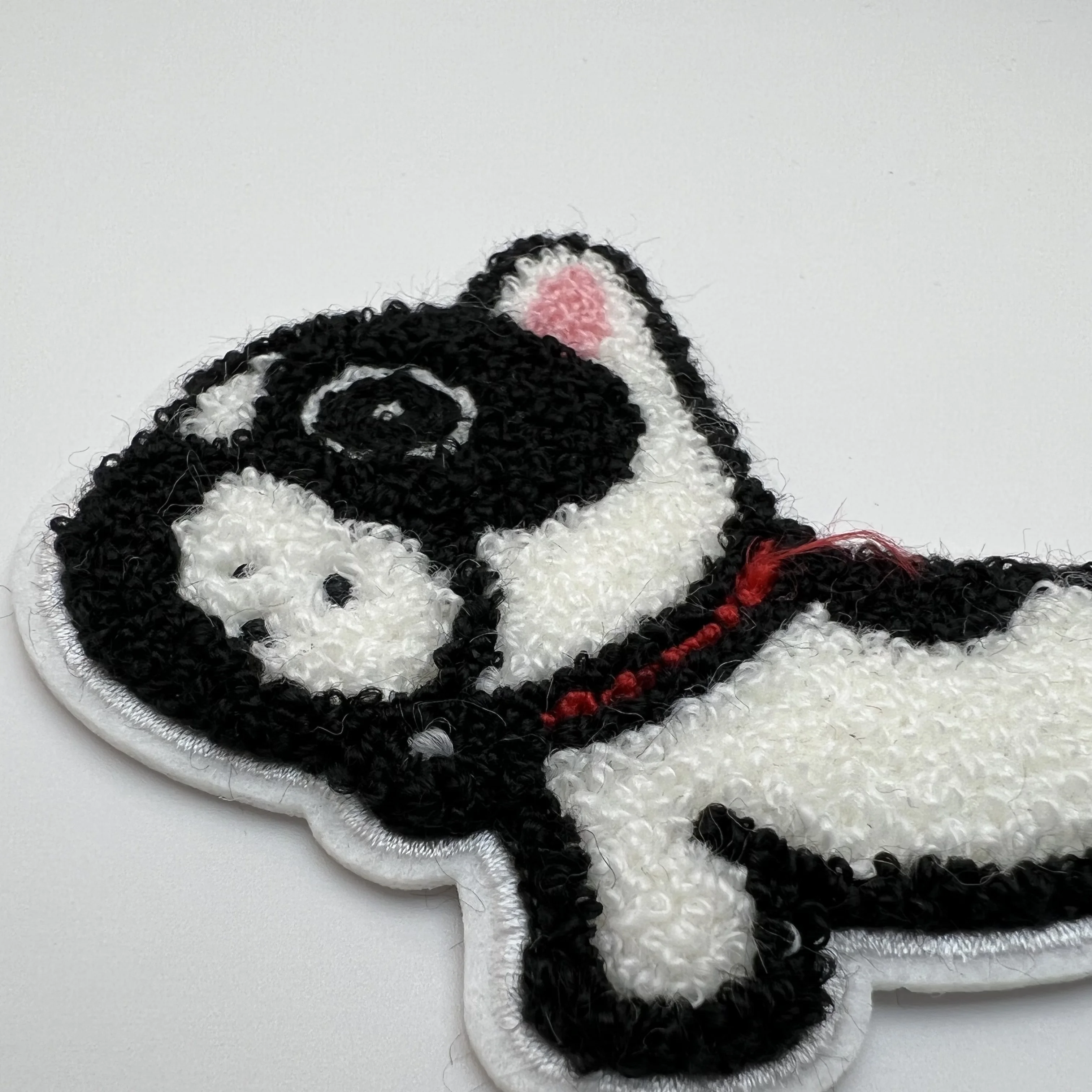 Embroidery Badge Holder Customized Namel Badge Machines 3d Anime Embroidered Crafts Patch Clothing Badge Fabric Lace