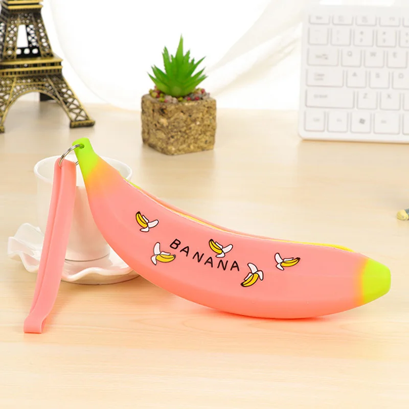 Оптовая продажа, рекламная дешевая ручка, канцелярские товары, милый мягкий водонепроницаемый силиконовый пенал в форме банана с фруктами