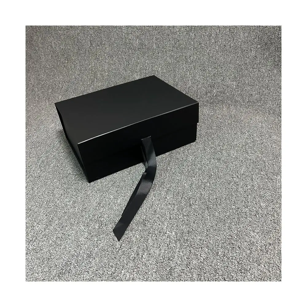 Черная оптовая продажа Роскошная бумажная Магнитная Складная магнитная Подарочная коробка для одежды, упаковочная коробка