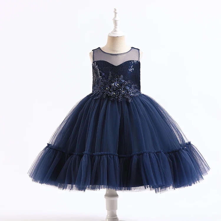 Детское платье с аппликацией