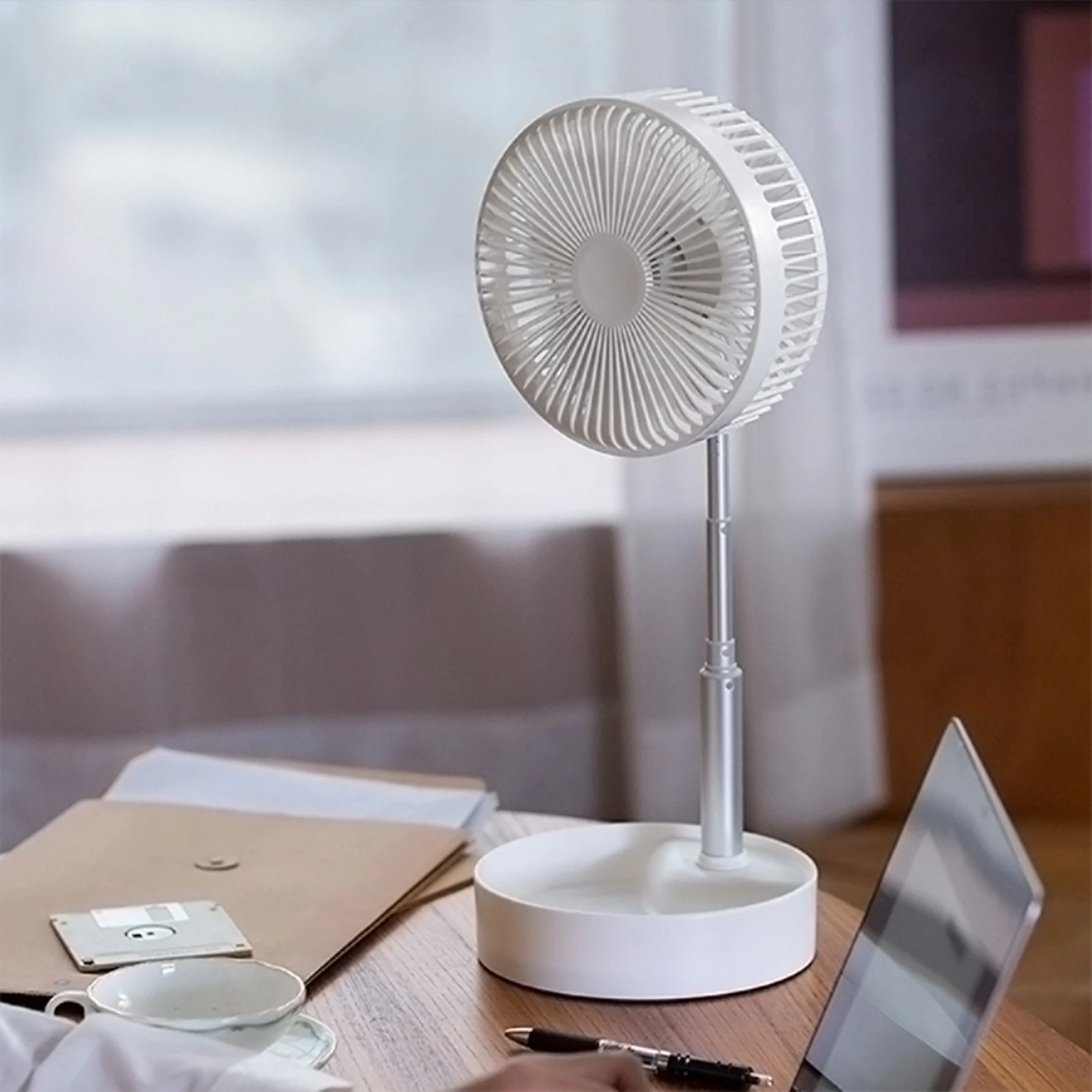 Красивый и инновационный дизайн портативный складной Электрический мини-вентилятор подходит для использования в любом