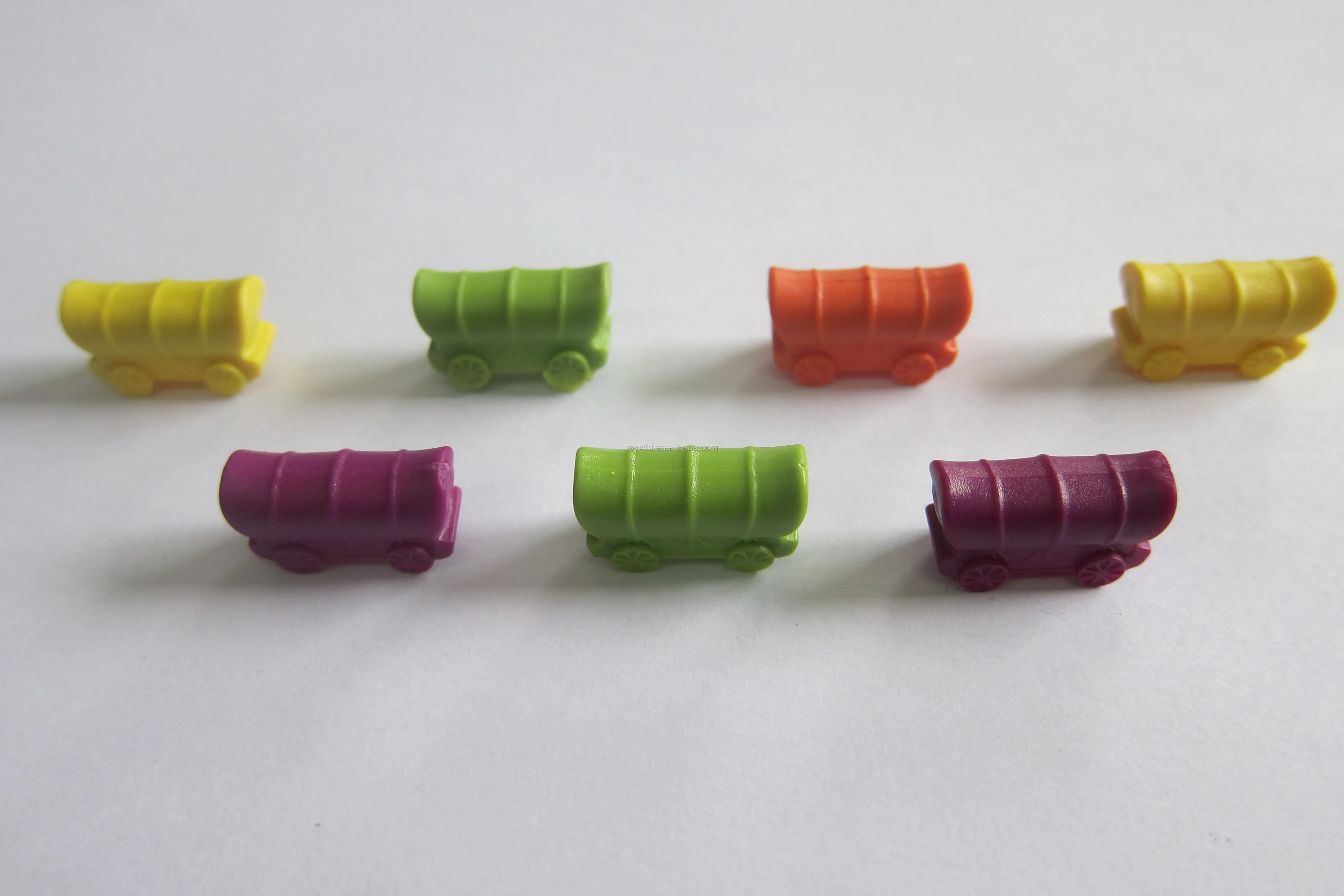 Plastic game accessories parts house and hotel mini board game building shape mini accessories