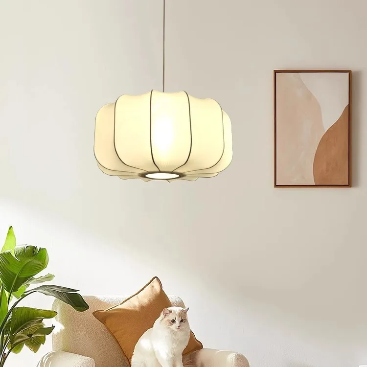 Onion head silk chandelier medieval wabi-sabi style living room bedroom study lamp French cream style decorative lamp