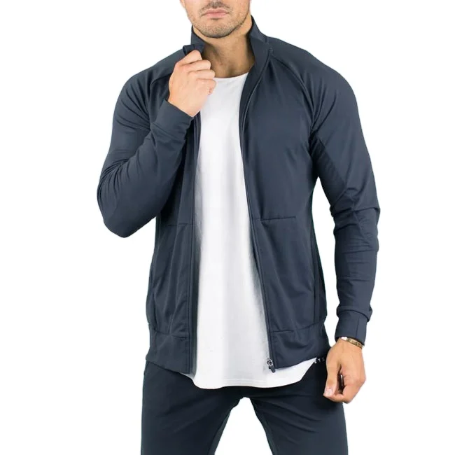 Спортивная мужская куртка из полиэстера