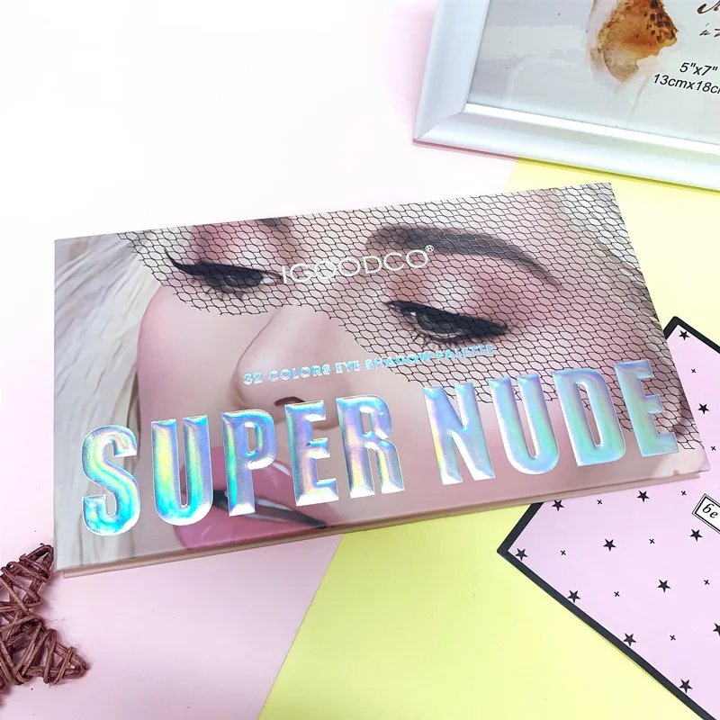 Wholesale 32 Color Make up Pallets Eye Shadow Chrome Fashion High Pigmented Colorful Eyeshadow