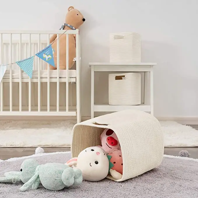 100% natural Decorative Storage Baskets ,cotton rope woven storage gift baskets handles