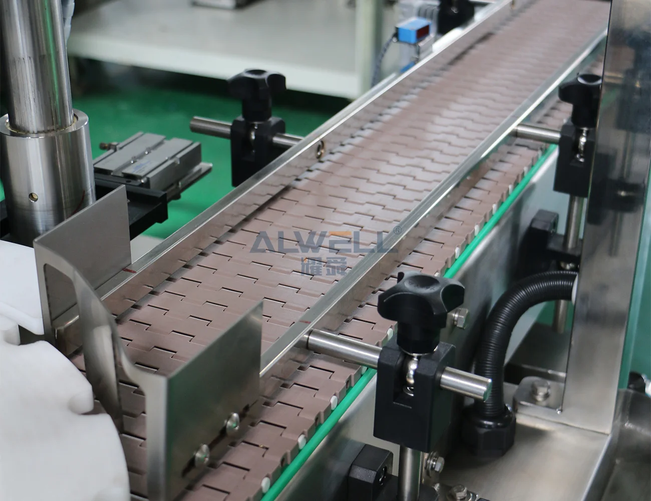 ALWELL 6 Heads Automatic Conveyor For Perfume Oral Liquid Essential Oil Solvent Glass Vial Small Bottle Filling Machines Conveyo