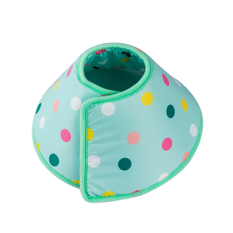 Ошейник в горошек