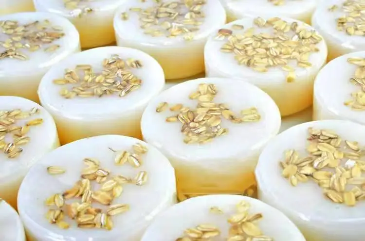 Creative essential oil rose handmade soap wholesale processing oil control in addition to wash soap oem skin care flowers