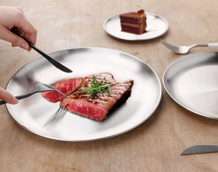 hot sell 304 stainless steel food grade plate with custom logo thick metal dinner buffet BBQ round dish tray