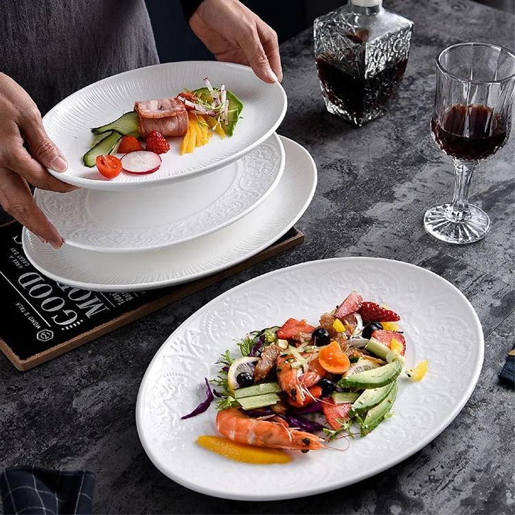 Good Quality Embossed Ceramic Porcelain Dinner Charger Plate In Stock