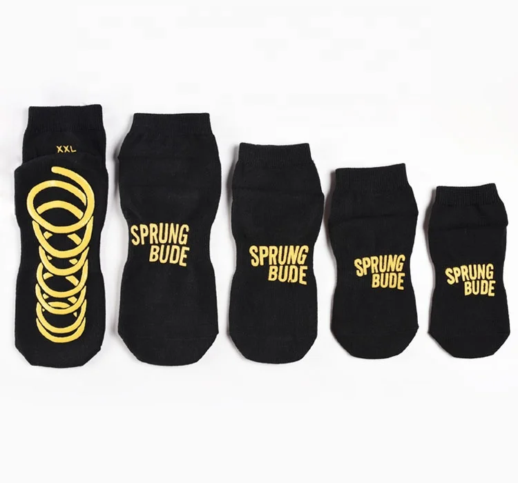 Wholesale Knitted Breathable Sock Sport Custom Trampoline Grip Anti Slip Socks