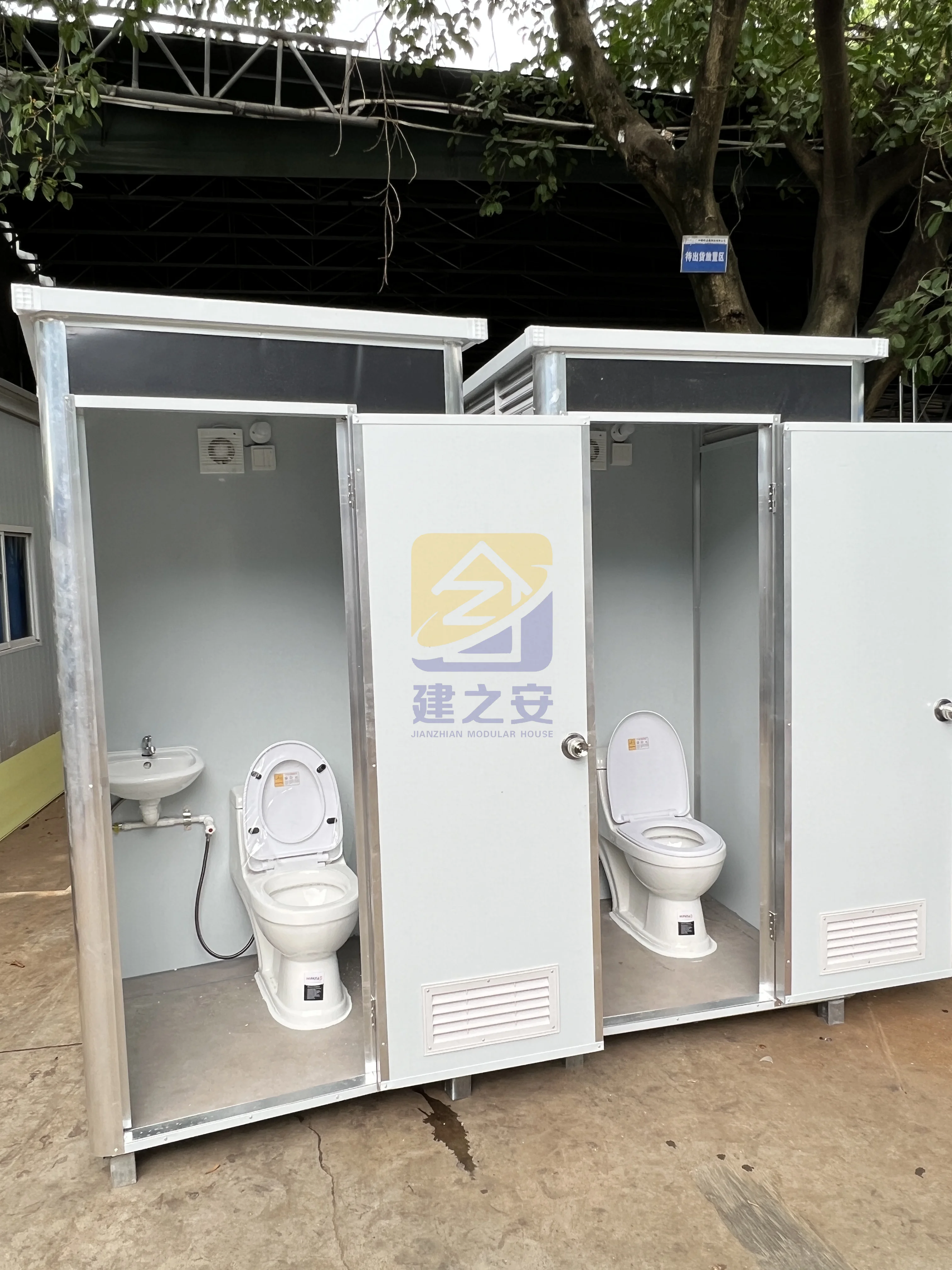 Mobile Portable Toilet price Prefab Toilet Restroom For Sale Prefab Squat / Seat Toilet Houses