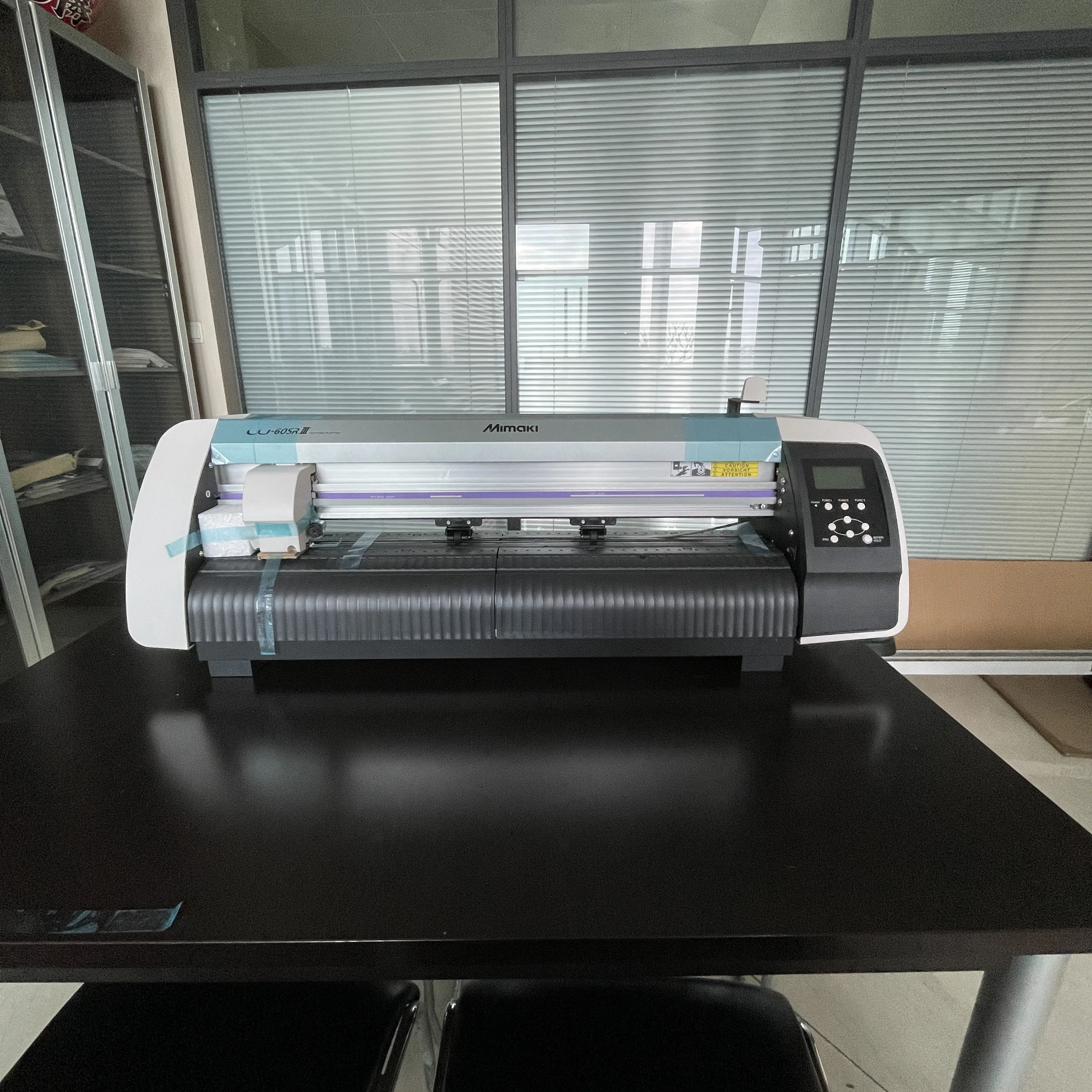CG-60SRIII и новая модель оригинального плоттера CG-60AR Mimaki