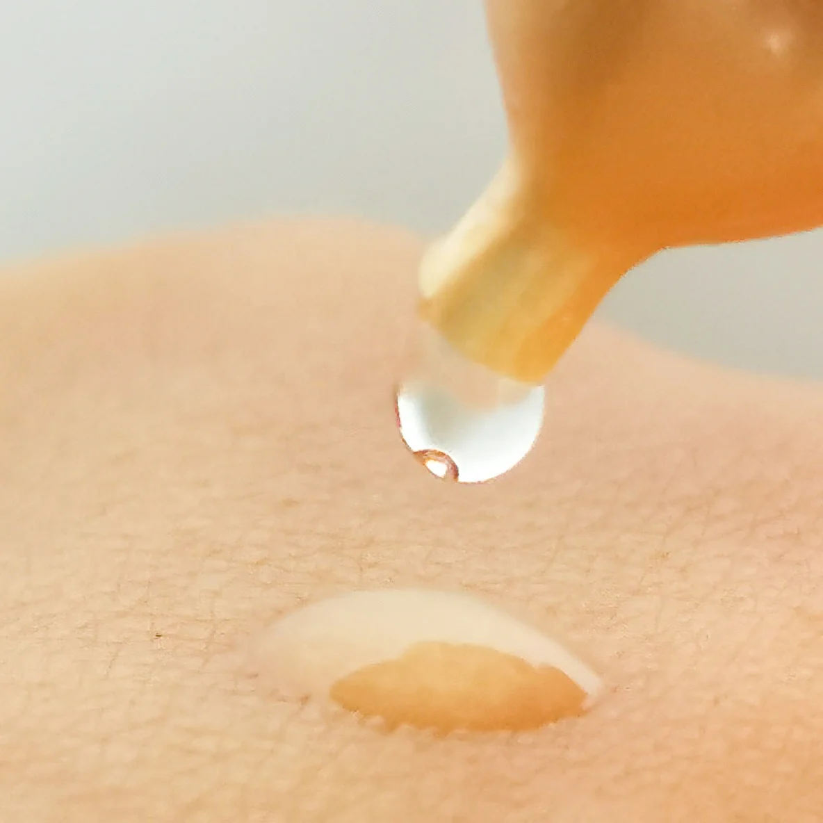 High Quality Wholesale Natural Whitening Face with Skin Care Anti Aging Private Label Organic OEM Bulk Facial Vitamin C Serum