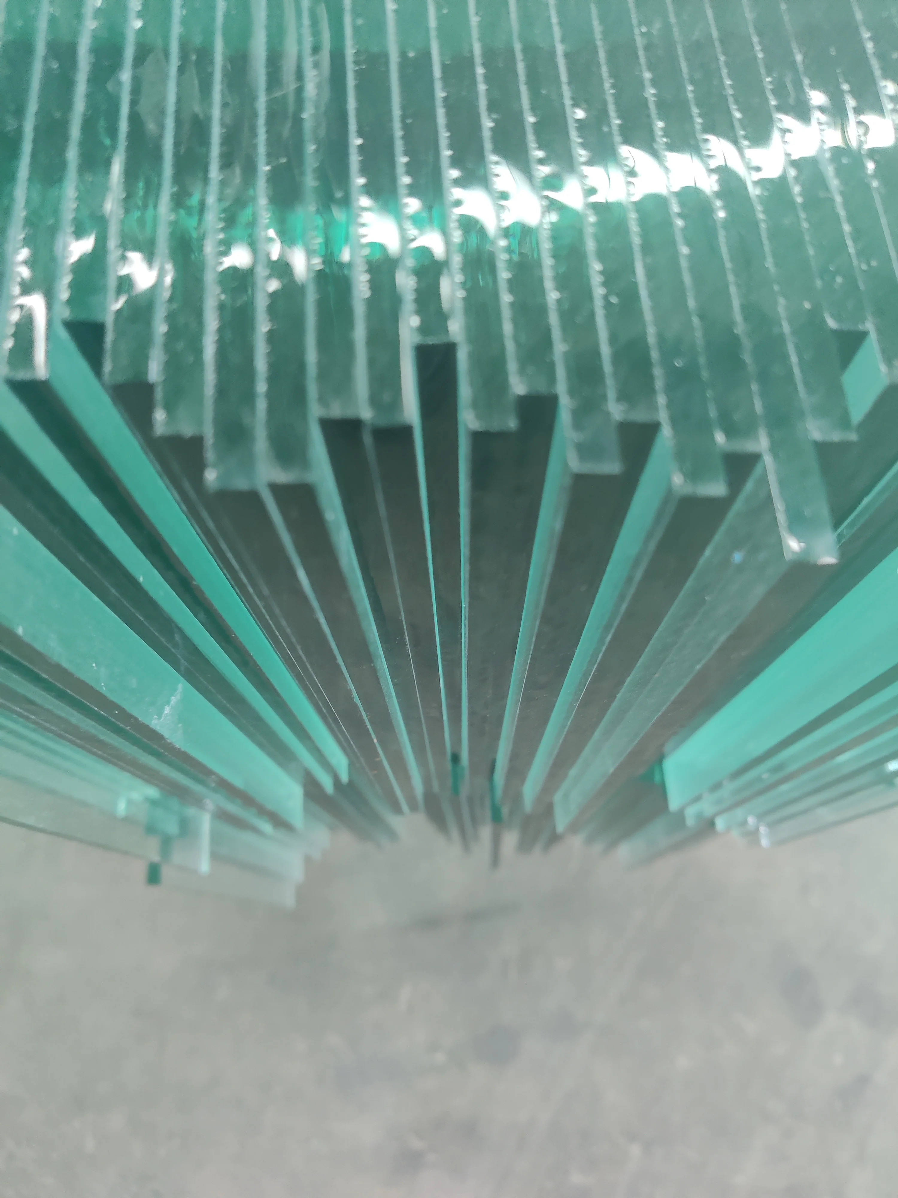 Shandong Fast delivery 3mm to 25mm thick ultra clear  flat float glass  low iron glass for aquarium