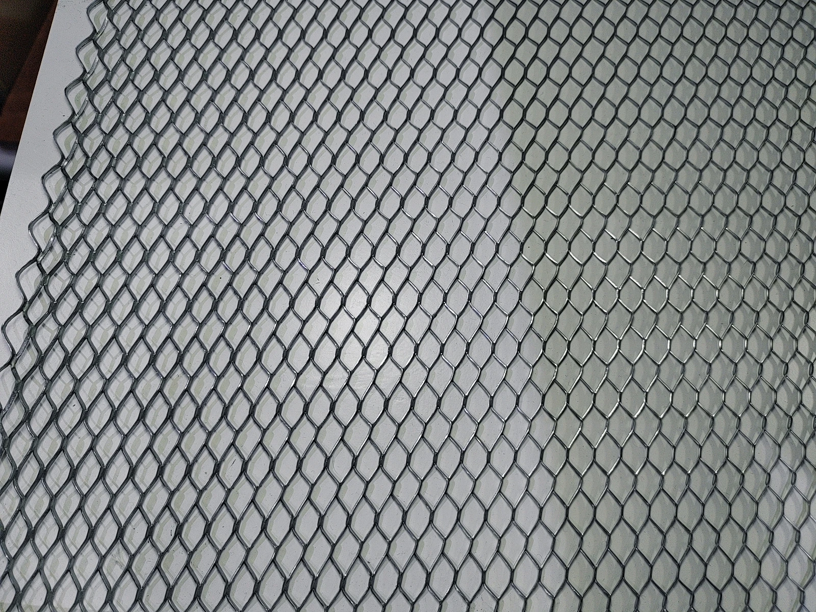 Factory Sale  Steel Materials 1.75lbs/2.5lbs/3.4lbs Expanded Metal Lath Diamond Mesh Lath Coated Perforated Apartments