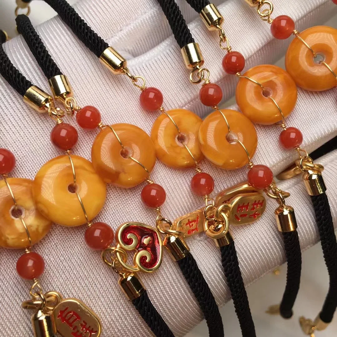  Hot Sale Natural Jade Oriental Peace Buckle South Red Beads Charm Bracelet Factory