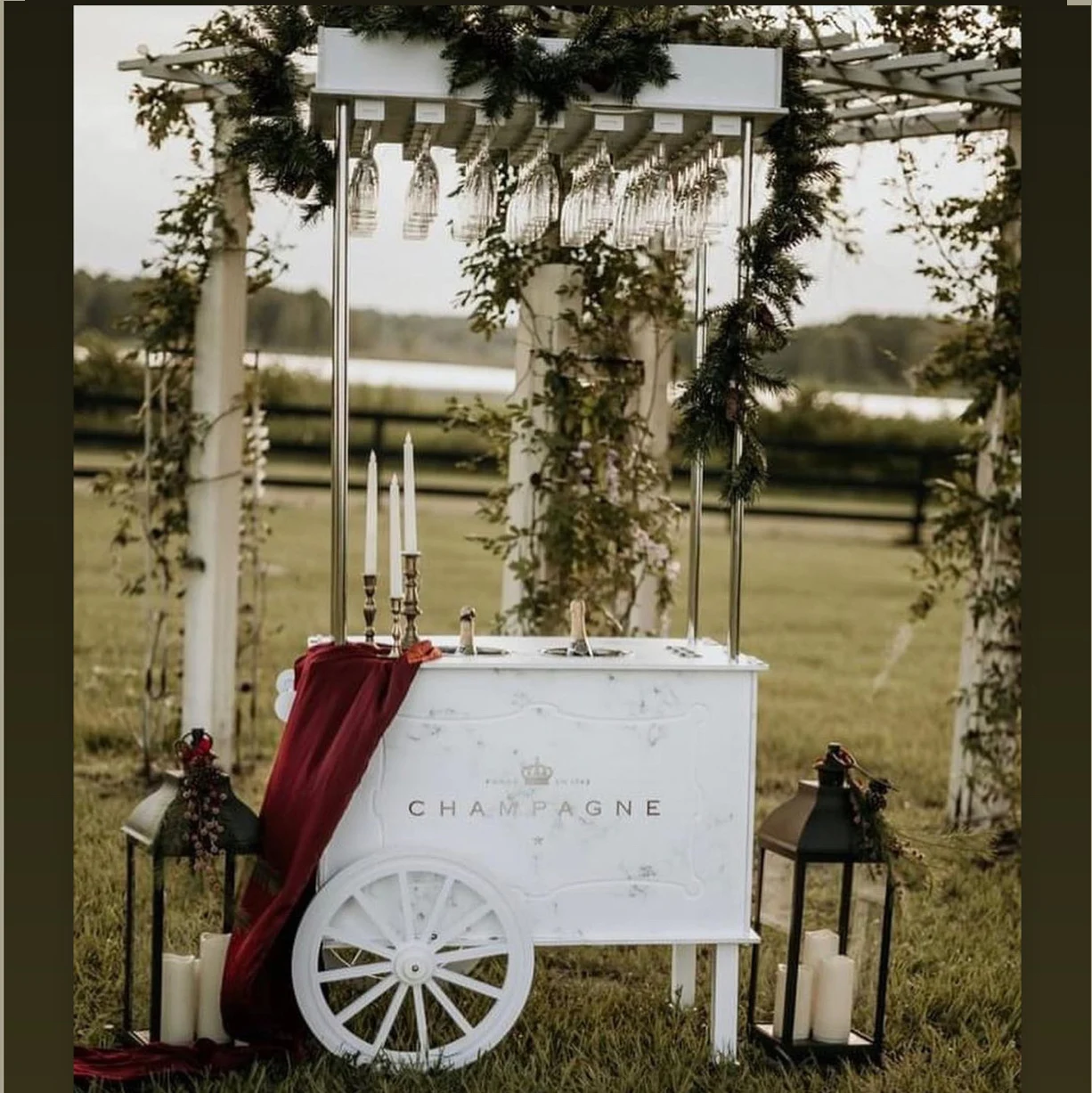 Hot Sale Party Acrylic Candy Display Cart Wedding Cake Candy Cart For Event And Wedding Decoration