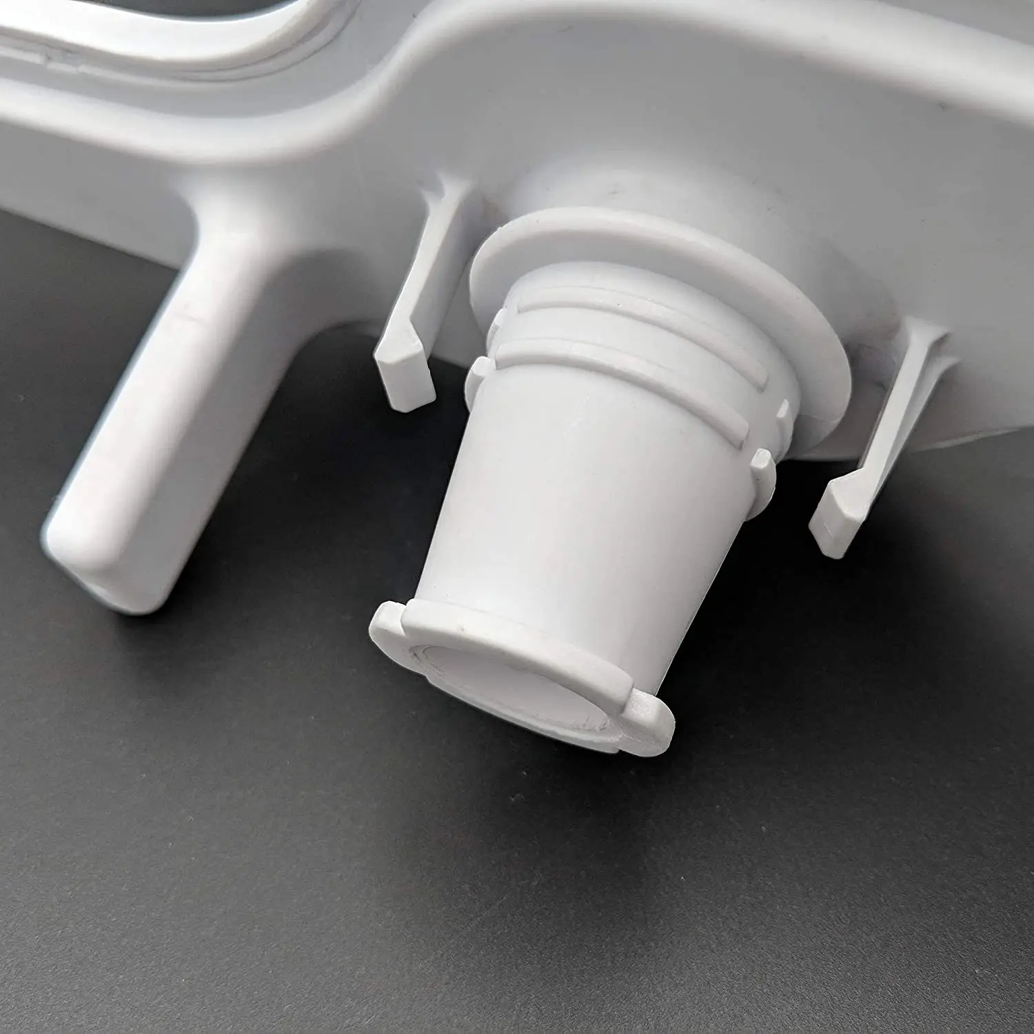 154568001 Dishwasher Lower Spray Wash Arm Assembly With Heat Shield Compatible With Dishwasher Parts Replace