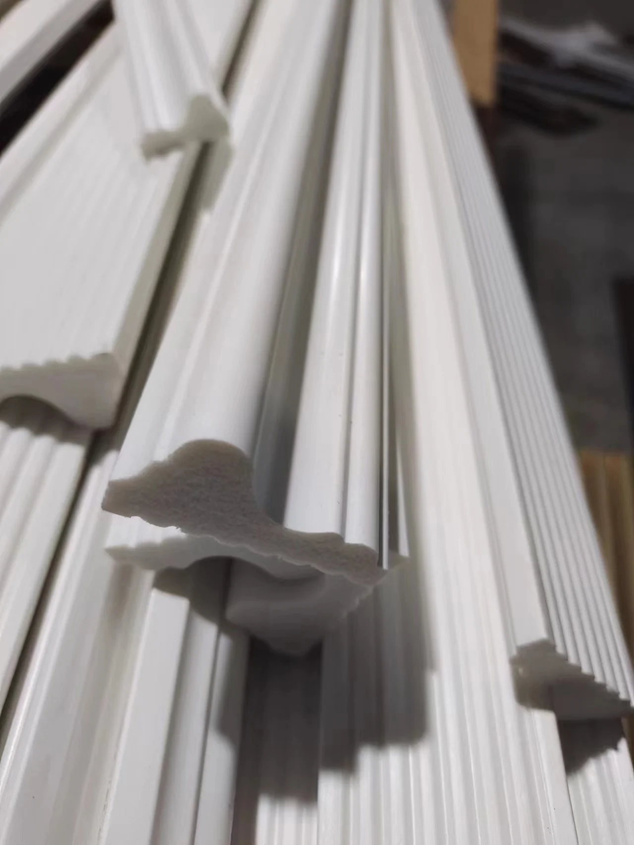 Saudi Arabia Market Building Material Price Polyurethane Decorative Wall Panels Ceiling Cornice Moulding FLOOR BOARD