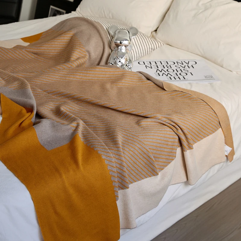 Luxury jacquard cashmere blanket custom logo knitted woven wool cashmere throw blanket sofa blanket