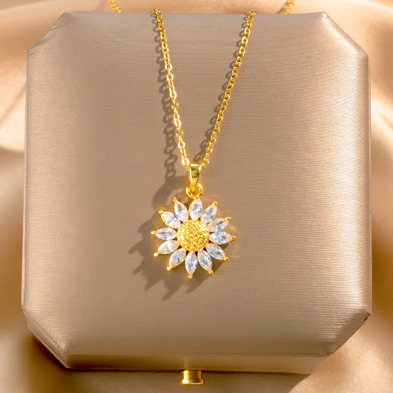 2024 New Product 18K Gold Titanium Steel Flower Sunflower Zirconium Women Botanical Pendant Fashion Jewelry Necklaces