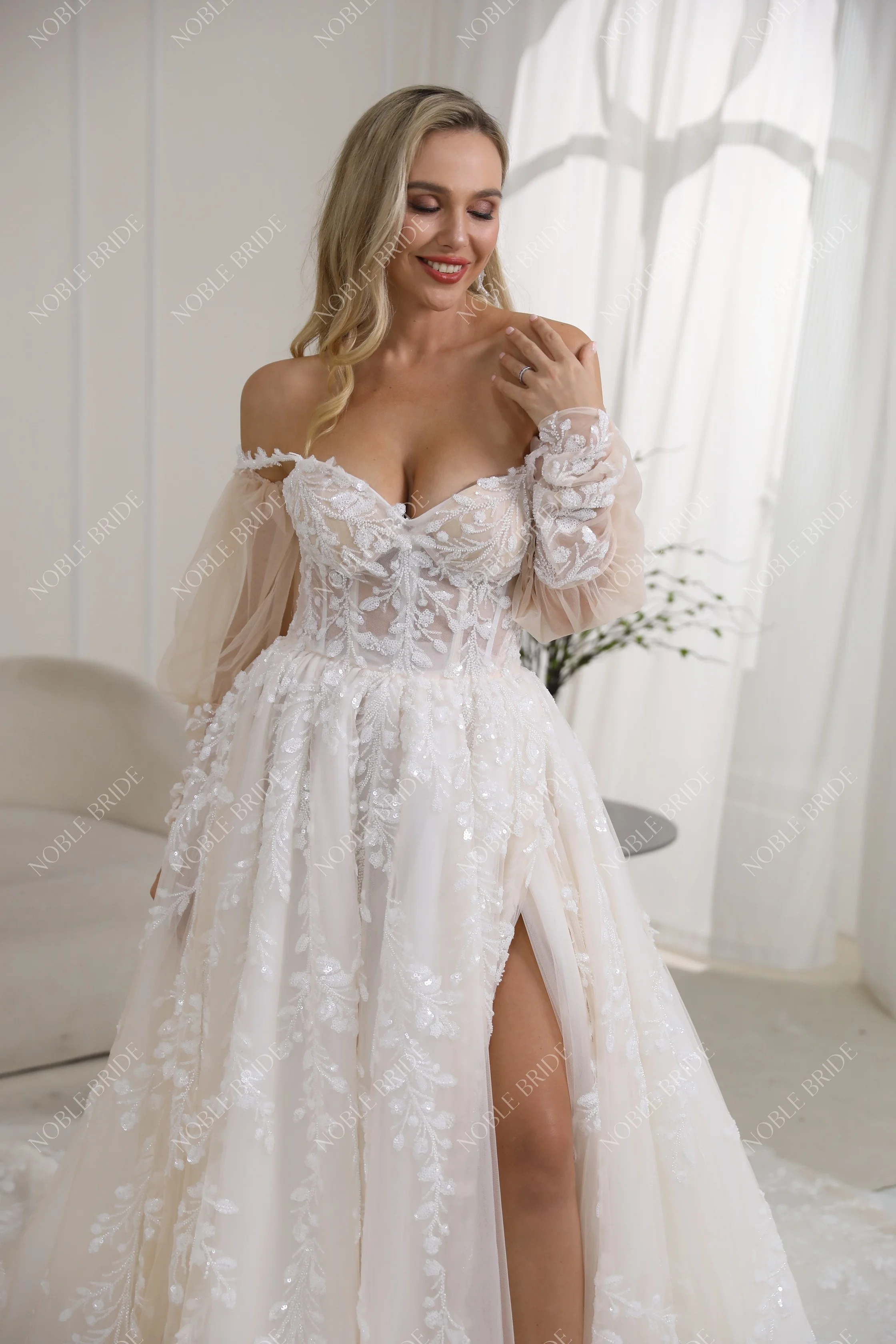 Noble Bride Wholesale Factory Detachable Sleeve Sweetheart Neck Sequin Lace Split Skirt Ball Gown Wedding Dress