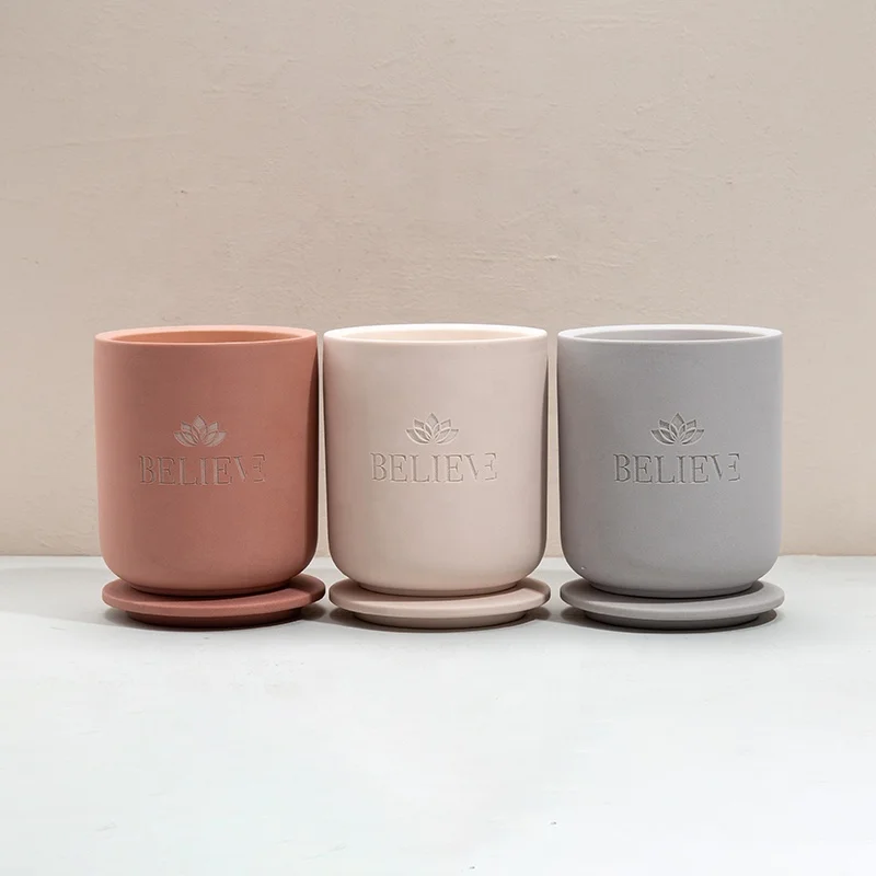 AIKUN Custom Grave Carve Logo Ceramics Unique Gift Soy Gift Lavender Scent Custom Scented Candles With Gift Box