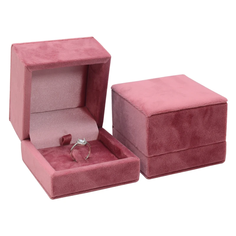 Fashion Pop Dirty Pink Jewelry Engagement Boxes Velvet Small Ring Box Custom Logo