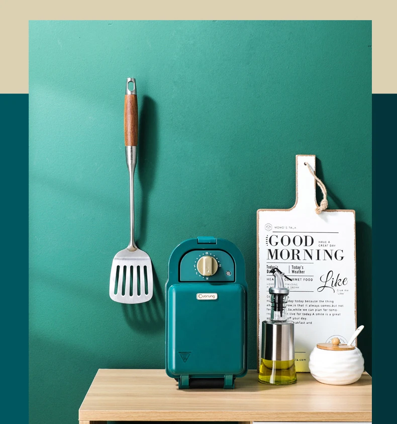 Hot Sale Item OEM 550W 2 Slice Toster Sandwich Maker Electric Waffle Maker With 4 Detachable Plates Optional