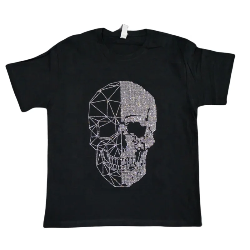 Самая популярная модель с блестящим черепом