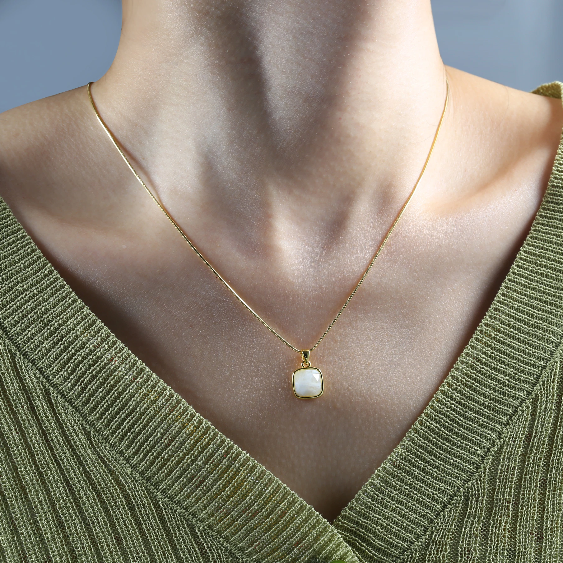 Manufacturer Custom Jewelry China unique Jewellery Cute Chain Women beautiful Gem Stone Pendant Necklace,trending jewelry 2021