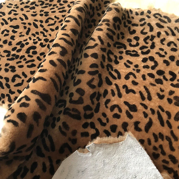Natural Fur Lamb Skin Pelt Leopard Printed Real Fur Skin